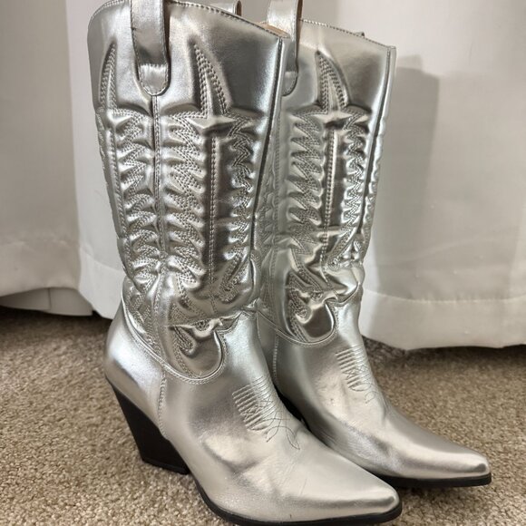 Festival Silver Western Cowboy Boots Women's Size 8 - Picture 3 of 3